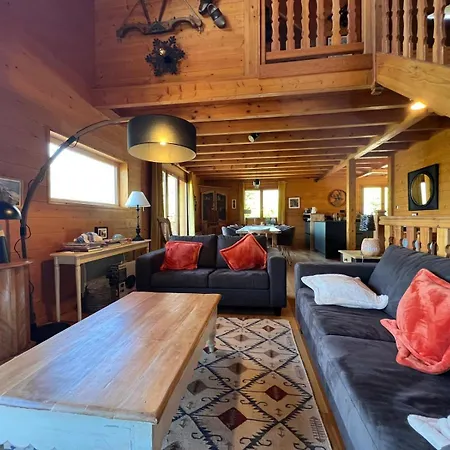 Chalet Chalet Du Villard Enchastrayes
